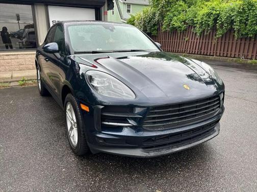 2019 Porsche Macan Base