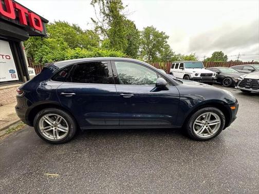 2019 Porsche Macan Base