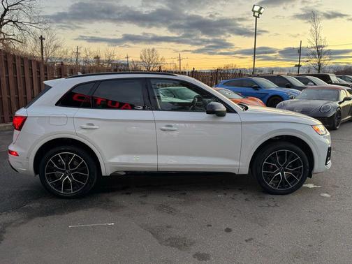 2022 Audi SQ5 3.0T Prestige