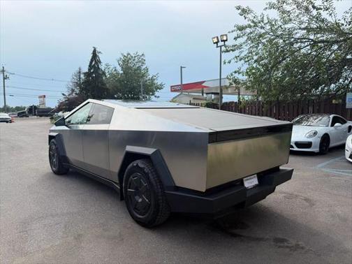 2025 Tesla Cybertruck Cyberbeast