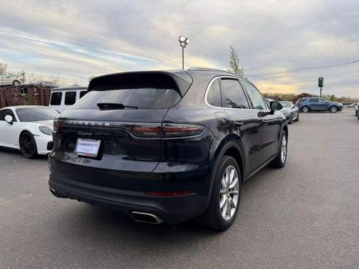2019 Porsche Cayenne Sport Utility 4D