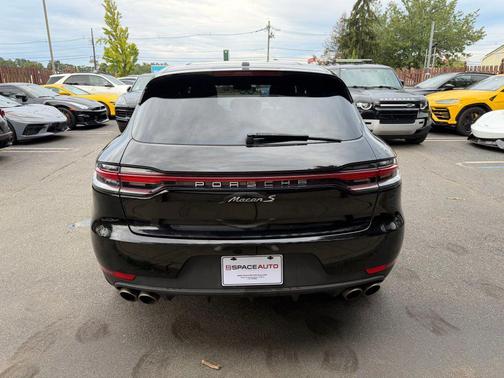 2019 Porsche Macan S
