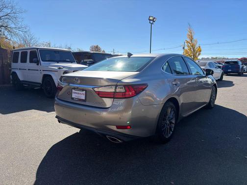 2018 Lexus ES 350 Base