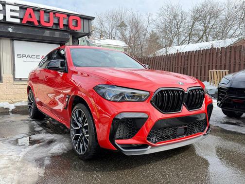 2022 BMW X6 M Sport Utility 4D