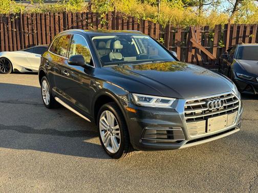 2018 Audi Q5 2.0T Tech Premium