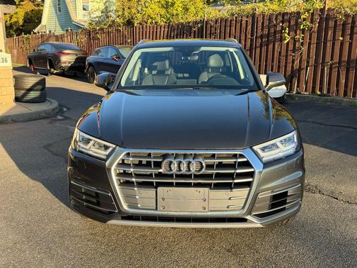 2018 Audi Q5 2.0T Tech Premium