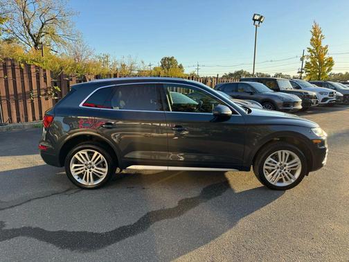2018 Audi Q5 2.0T Tech Premium