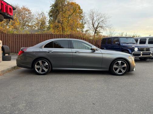 2018 Mercedes-Benz E-Class E 300 Sedan 4D