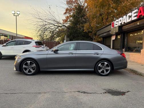 2018 Mercedes-Benz E-Class E 300 Sedan 4D