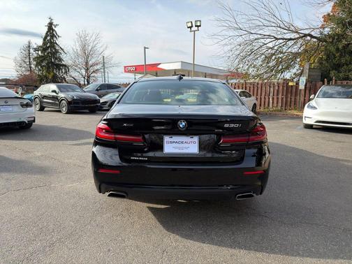 2022 BMW 530 i xDrive