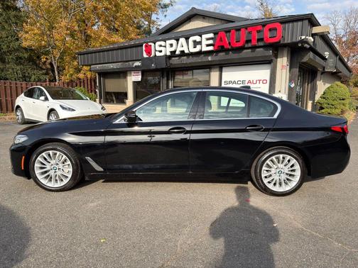 2022 BMW 530 i xDrive