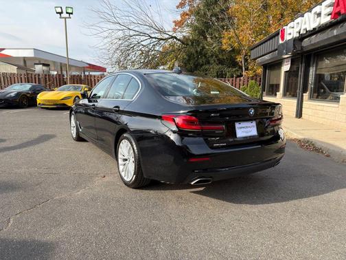 2022 BMW 530 i xDrive