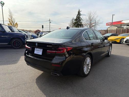 2022 BMW 530 i xDrive
