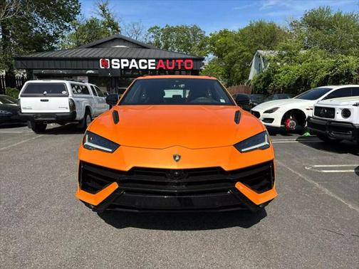 2023 Lamborghini Urus S