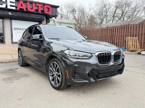 2022 BMW X3 M40i