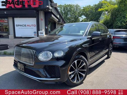 2023 Bentley Bentayga V8 Sport Utility 4D