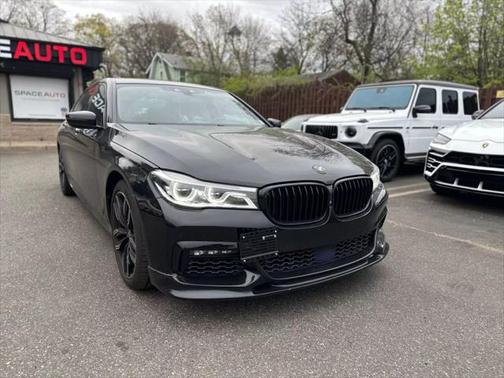 2018 BMW 750 i xDrive