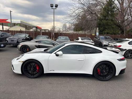 2022 Porsche 911 Carrera GTS