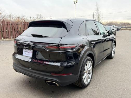 2019 Porsche Cayenne Cayenne