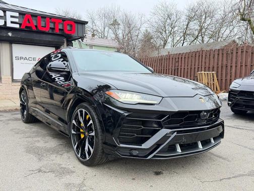 2021 Lamborghini Urus Sport Utility 4D