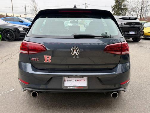 2019 Volkswagen Golf GTI 2.0T S 4-Door