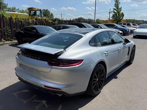 2017 Porsche Panamera 4S