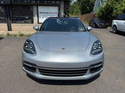 2017 Porsche Panamera 4S