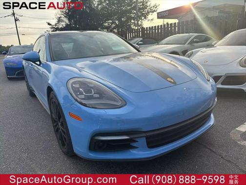 2017 Porsche Panamera 4S
