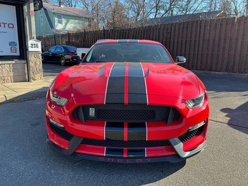 2017 Ford Shelby GT350 Base