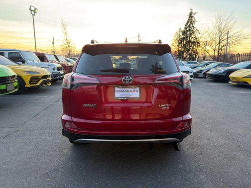 2017 Toyota RAV4 Limited