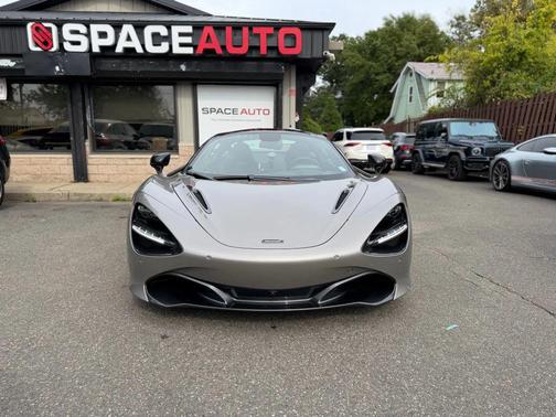 2018 McLaren 720S Base