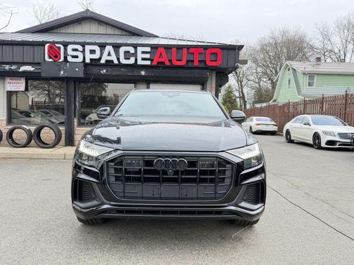 Night Black 2020 Audi Q8 55 Premium Plus