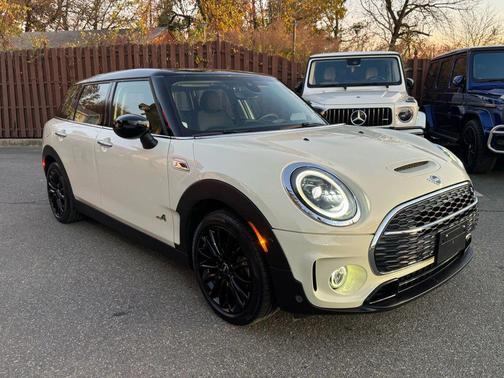 2023 MINI Clubman Cooper S ALL4