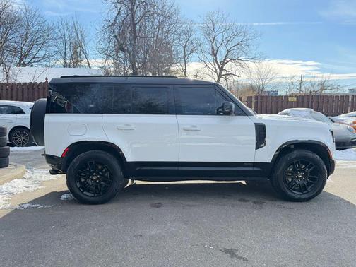2021 Land Rover Defender 110 X-Dynamic HSE