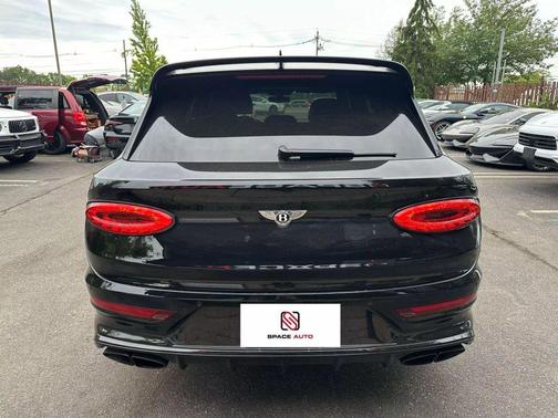 2022 Bentley Bentayga V8