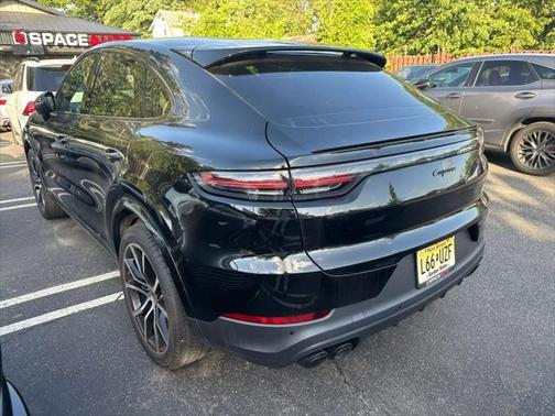 2021 Porsche Cayenne Sport Utility 4D