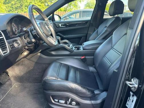 2021 Porsche Cayenne Sport Utility 4D
