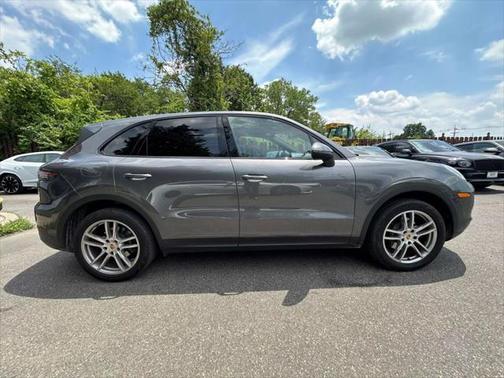 2019 Porsche Cayenne Base