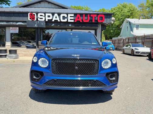 Blue 2021 Bentley Bentayga V8