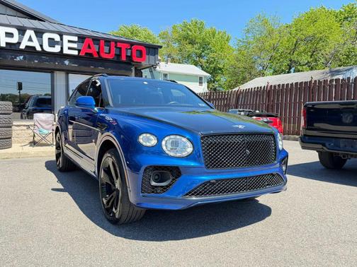 Blue 2021 Bentley Bentayga V8