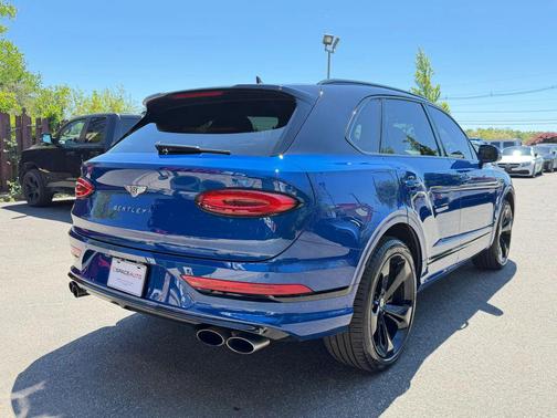 Blue 2021 Bentley Bentayga V8