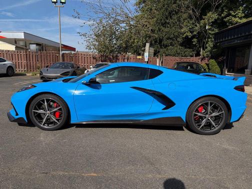 2021 Chevrolet Corvette Stingray w/3LT