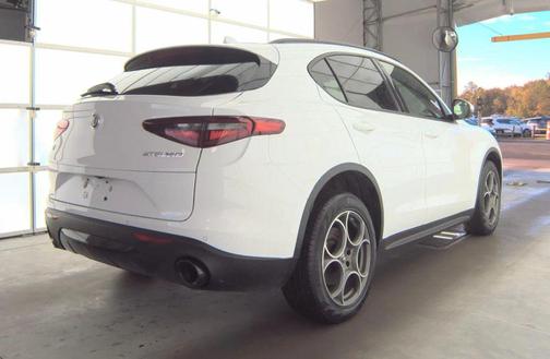2022 Alfa Romeo Stelvio Ti