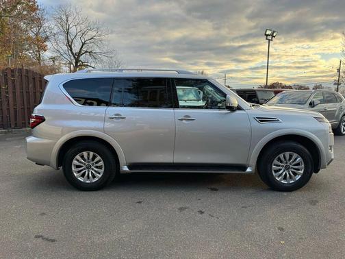 2024 Nissan Armada SV 4WD