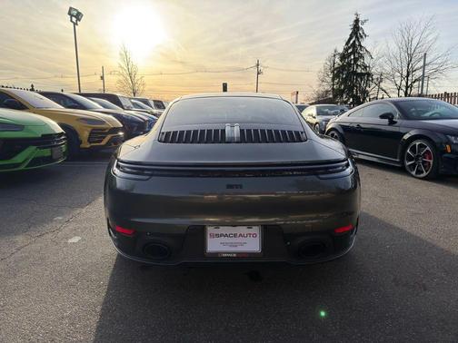 2024 Porsche 911 Carrera