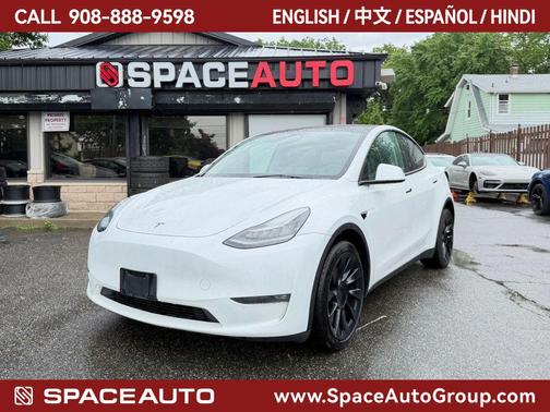 Pearl White Multi-Coat 2023 Tesla Model Y Long Range Dual Motor All-Wheel Drive