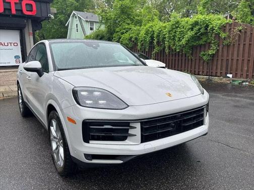 2024 Porsche Cayenne Sport Utility 4D