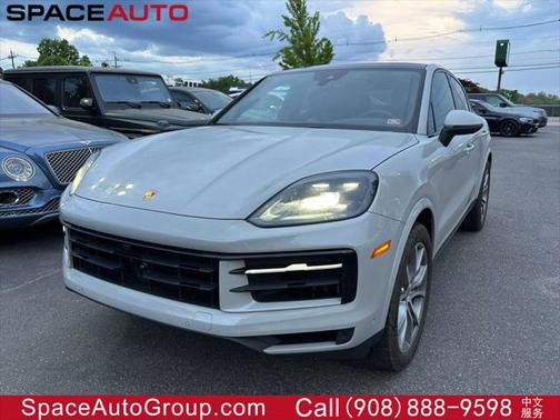 2024 Porsche Cayenne Sport Utility 4D