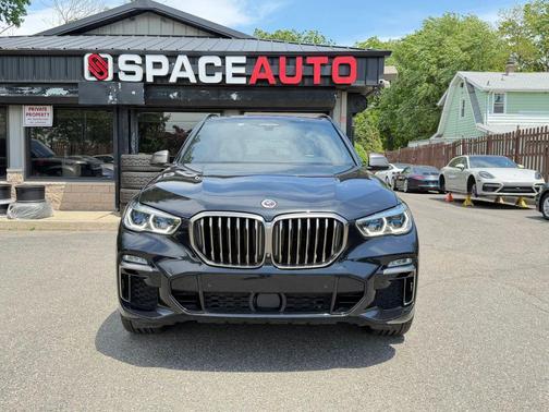 Black Sapphire Metallic 2020 BMW X5 M50i