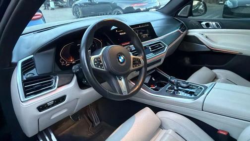 Black Sapphire Metallic 2020 BMW X5 M50i
